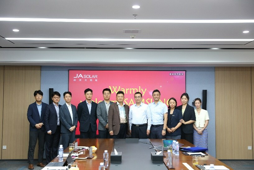 JA-Solar-Samsung-C-T-Cement-Partnership-Signing-New-Strategic-Cooperation image